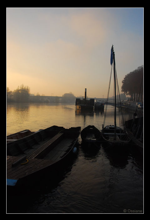 Gabarres sur les quais d'Orléans