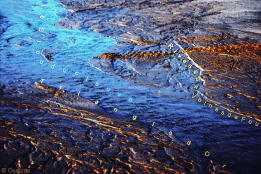 Le bleu du fleuve, rives aux veines de feu, le triangle d'or